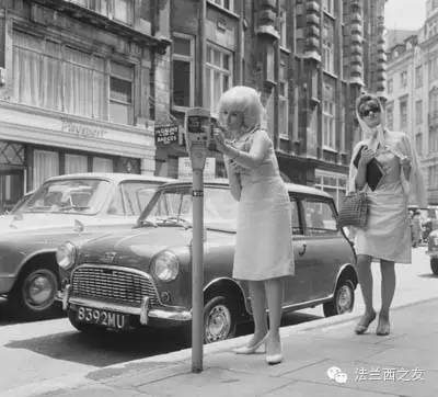 1964年的巴黎女人