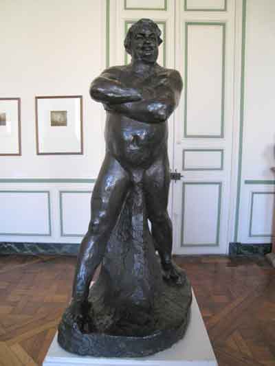 裸体抱臂的巴尔扎克