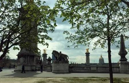 波旁宫与协和桥