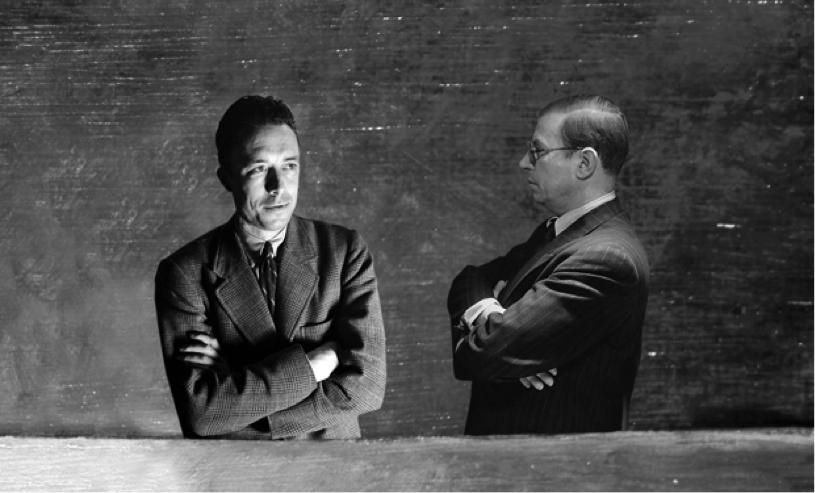 加缪与萨特人物合影