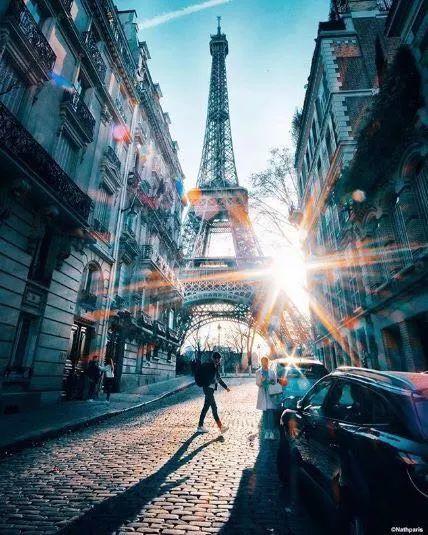 艾菲尔铁塔全景