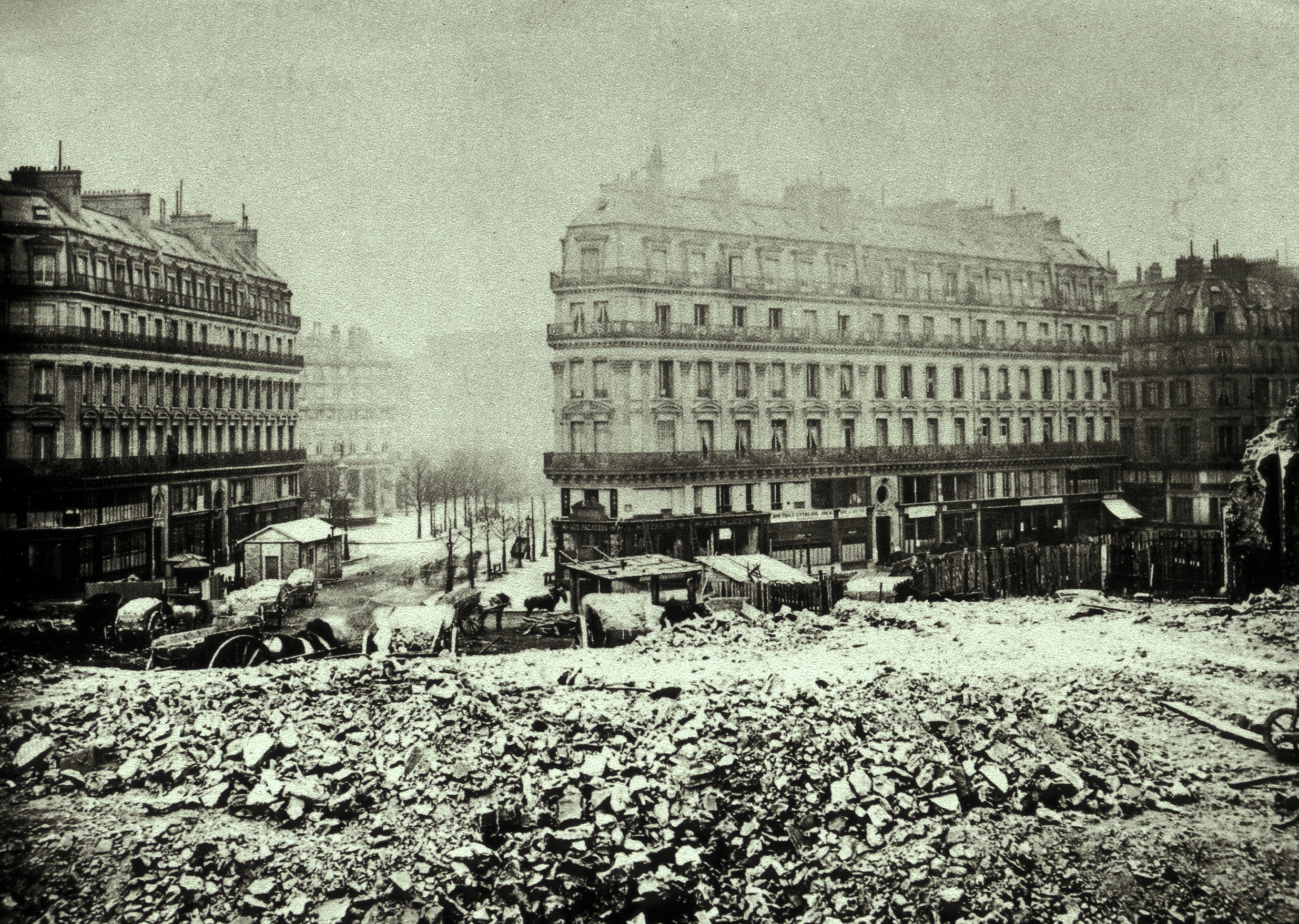 歌剧院大道开辟时期的拆迁景象