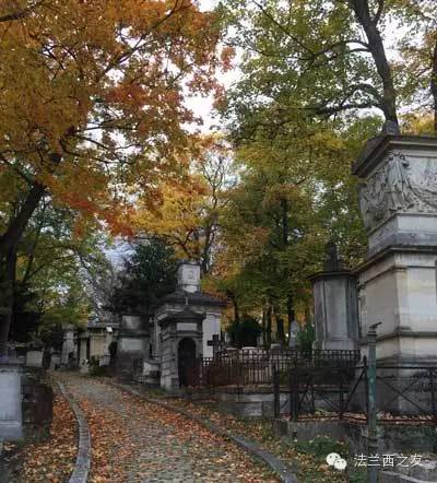 拉雪兹神父公墓金秋景色