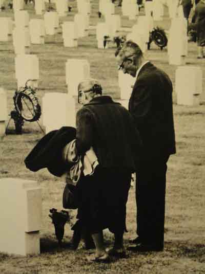 诺曼底德军墓地