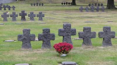 诺曼底德军墓地