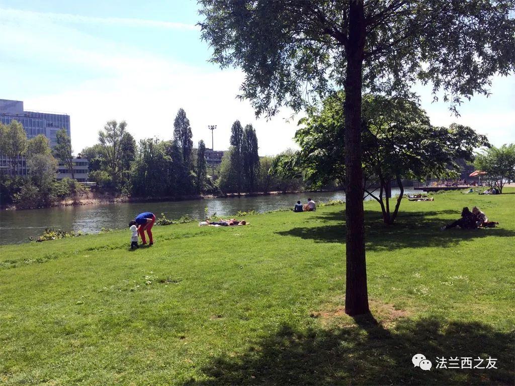 大碗岛·塞纳河岸·今日