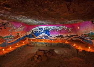 揭秘巴黎地下墓穴:白骨堆砌的尊严