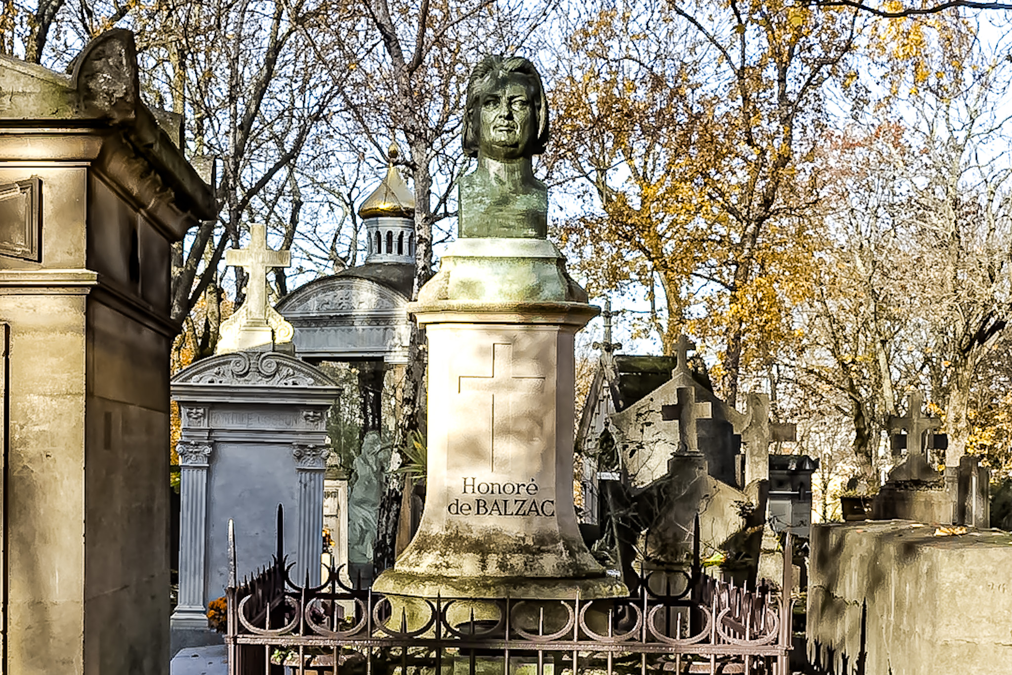 巴尔扎克墓半身铜像