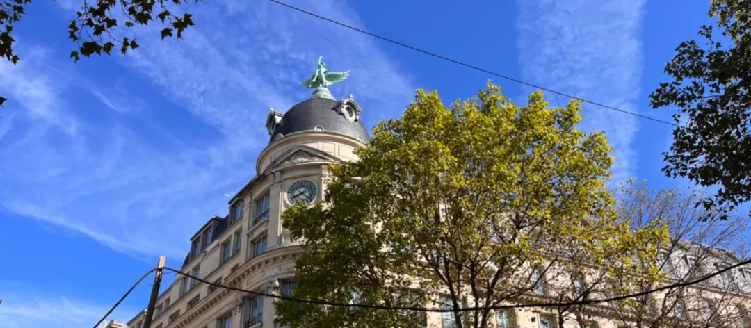 涅槃重生·圆顶豪华建筑